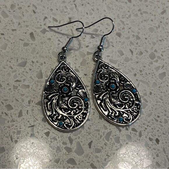 Western Bohemian Style Fake  Turquoise Water Drop Shaped Earrings - Picture 5 of 12